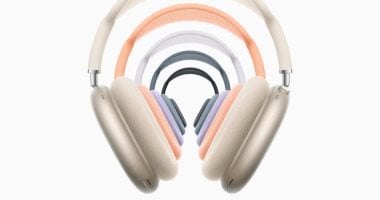 أبل تخفض سعر سماعات AirPods Max مع منفذ USB-C إلى أدنى مستوى لها