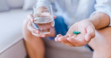 صحية ولكن.. 4 أطعمة مفيدة تتفاعل سلبا مع الأدوية صحية ولكن.. 4 أطعمة مفيدة تتفاعل سلبا مع الأدوية