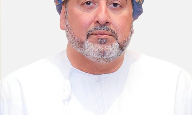 وكيل وزارة الثقافة والرياضة والشباب بسلطنة عُمان مشاركتنا كضيف شرف في معرض القاهرة الدولي للكتاب في دورته ٥٦ تأتي تجسيدا للروابط التاريخية والعلاقات الأخوية المتينة التي تربط بين كل من سلطنة عُمان ومصر وكيل وزارة الثقافة والرياضة والشباب بسلطنة عُمان مشاركتنا كضيف شرف في معرض القاهرة الدولي للكتاب في دورته ٥٦ تأتي تجسيدا للروابط التاريخية والعلاقات الأخوية المتينة التي تربط بين كل من سلطنة عُمان ومصر