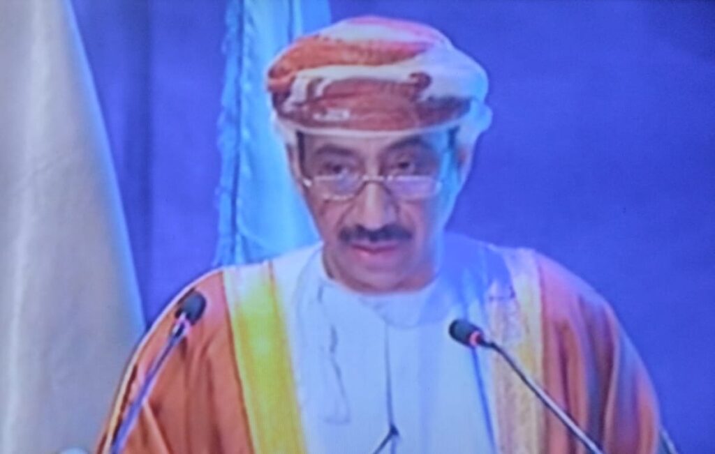 سفير عمان لقد كان اختيار سلطنة عمان ضيف شرف معرض القاهره للكتاب تقديراً لدورها الثقافي المميز