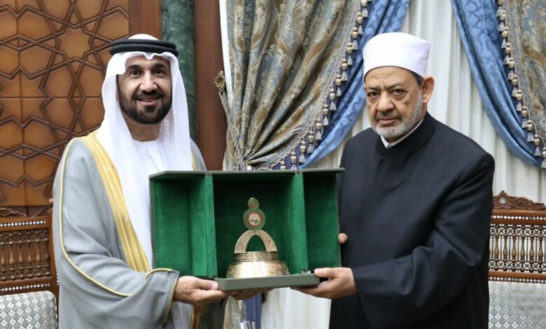 *خلال لقائه فضيلة الإمام الأكبر شيخ الأزهر* *رئيس البرلمان العربي يشيد بالدور التنويري والفكري للأزهر الشريف ومواقفه المشرفة تجاه القضية الفلسطينية* *خلال لقائه فضيلة الإمام الأكبر شيخ الأزهر* *رئيس البرلمان العربي يشيد بالدور التنويري والفكري للأزهر الشريف ومواقفه المشرفة تجاه القضية الفلسطينية*