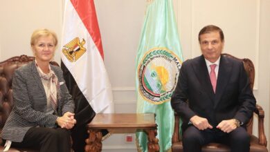 سفيرة الاتحاد الاوروبي تبحث مع وزير الزراعة توفير فرص عمل للشباب والمرأة الريفية