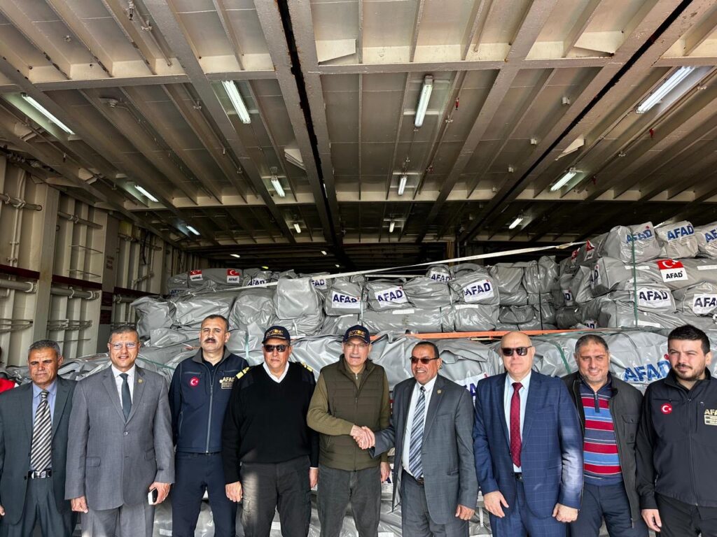 تركيا‎ ‎تستأنف أنشطتها في تقديم المساعدات الإنسانية إلى غزة عقب وقف إطلاق النار لمدة 42 يوم نتيجة لجهود مصر وقطر.‏