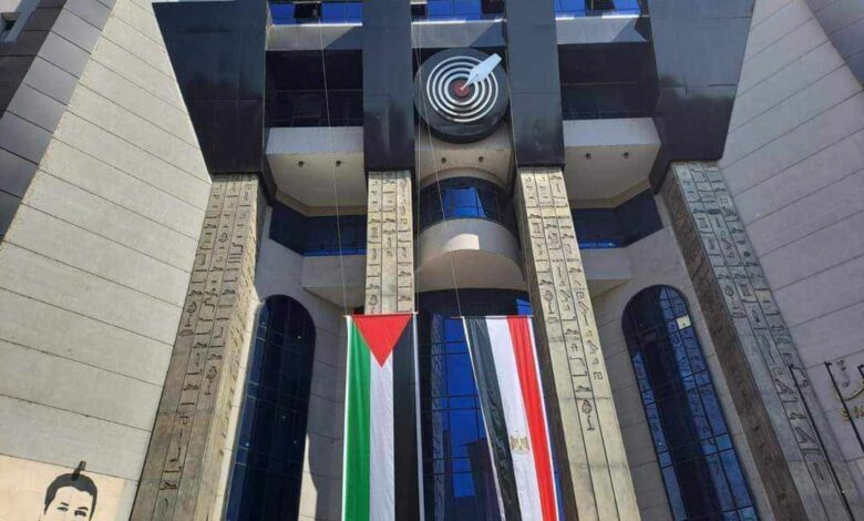 بهدف استكمال إجراءات تعيينهم.. 80 مؤقتًا بالصحف القومية يوقعون مذكرة لنقابة الصحفيين.. و”البلشي” يخاطب “مدبولي” و”عبد الصادق”