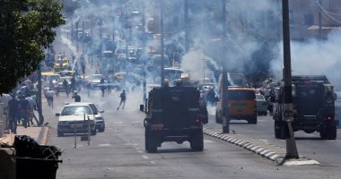 مواجهات بين فلسطينيين والاحتلال فى محيط سجن عوفر عقب الإفراج عن عدد من الأسرى