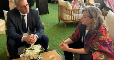 وزير البترول يشيد بالدور المهم لشركات الطاقة الأمريكية العاملة فى قطاع البترول وزير البترول يشيد بالدور المهم لشركات الطاقة الأمريكية العاملة فى قطاع البترول