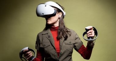 أفضل الإكسسوارات الـVR فى 2025: تحسين تجربتك فى الواقع الافتراضى أفضل الإكسسوارات الـVR فى 2025: تحسين تجربتك فى الواقع الافتراضى