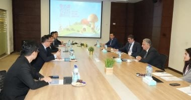 البترول تتعاون مع شركة أجنبية لإعداد دراسات جدوى لمشاريع استرجاع غازات الشعلة