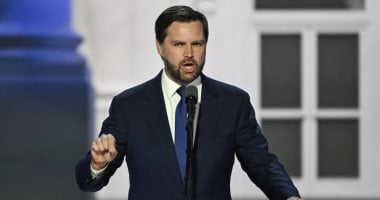 نائب الرئيس الأمريكى: ترامب سيقاتل من أجل إعادة المختطفين فى غزة إلى ديارهم نائب الرئيس الأمريكى: ترامب سيقاتل من أجل إعادة المختطفين فى غزة إلى ديارهم