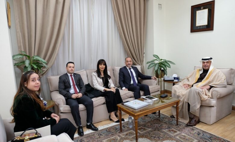 مستجدات القضية الفلسطينية وتحركات الجامعة العربية في لقاء السفير منزلاوي مستجدات القضية الفلسطينية وتحركات الجامعة العربية في لقاء السفير منزلاوي