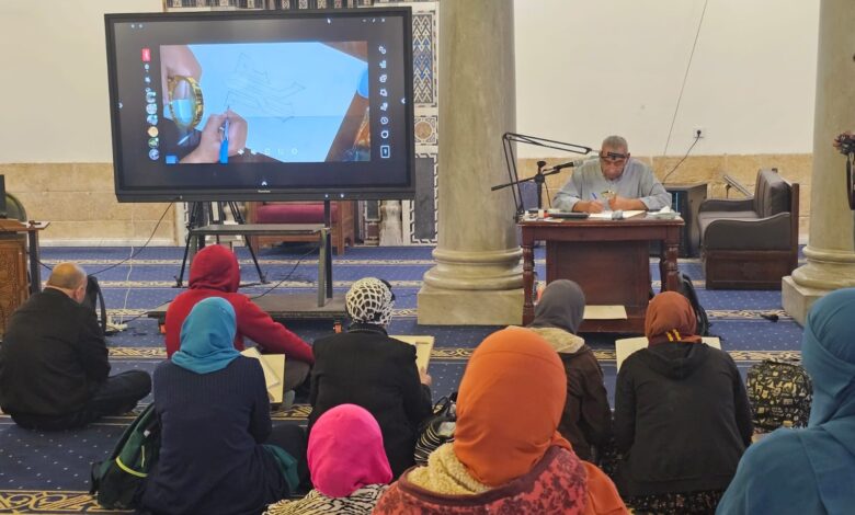 ملتقى الأزهر للخط والزخرفة يواصل فعالياته ويقدم محاضرات وورشًا تفاعلية للجمهور ملتقى الأزهر للخط والزخرفة يواصل فعالياته ويقدم محاضرات وورشًا تفاعلية للجمهور