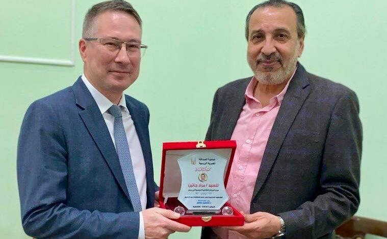 قبل عودته الي موسكو جاتين : شربت من ماء النيل في اسوان لأعود الي مصر قبل عودته الي موسكو جاتين : شربت من ماء النيل في اسوان لأعود الي مصر