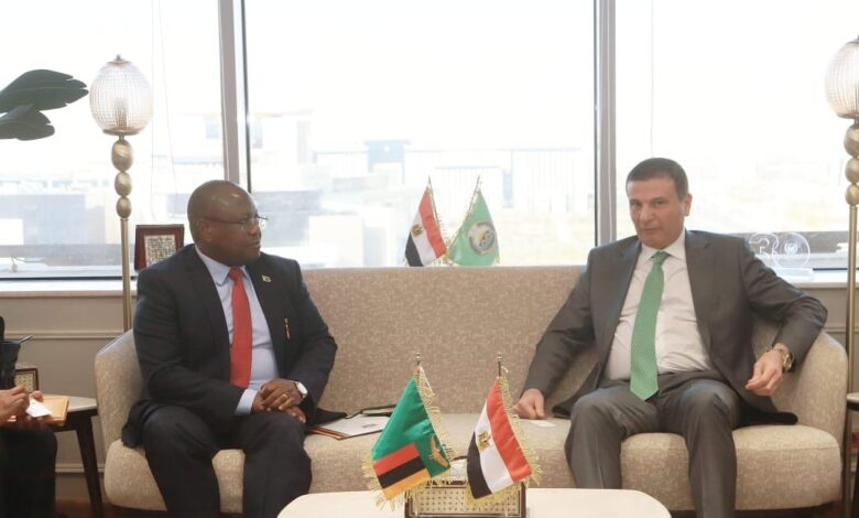 تعزيز التعاون بين البلدين ومواجهة التحديات التي تواجه الزراعة في لقاء سفير زامبيا مع وزير الزراعة واستصلاح الأراضي