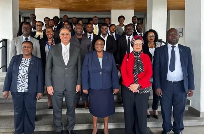 اختتام الدورة المراسمية التى يقدمها نائب وزير الخارجية والهجرة إلى الكوادر الزامبية