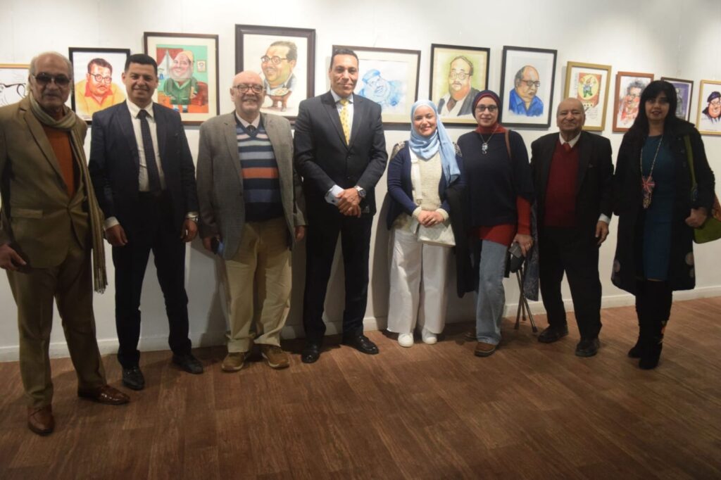 بالصور.. افتتاح معرض كاريكاتير عمنا .. صلاح جاهين” بالهناجر