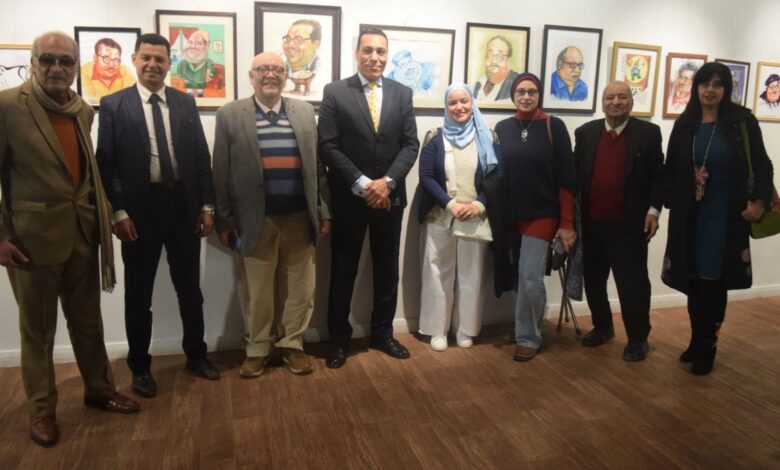 بالصور.. افتتاح معرض كاريكاتير عمنا .. صلاح جاهين” بالهناجر