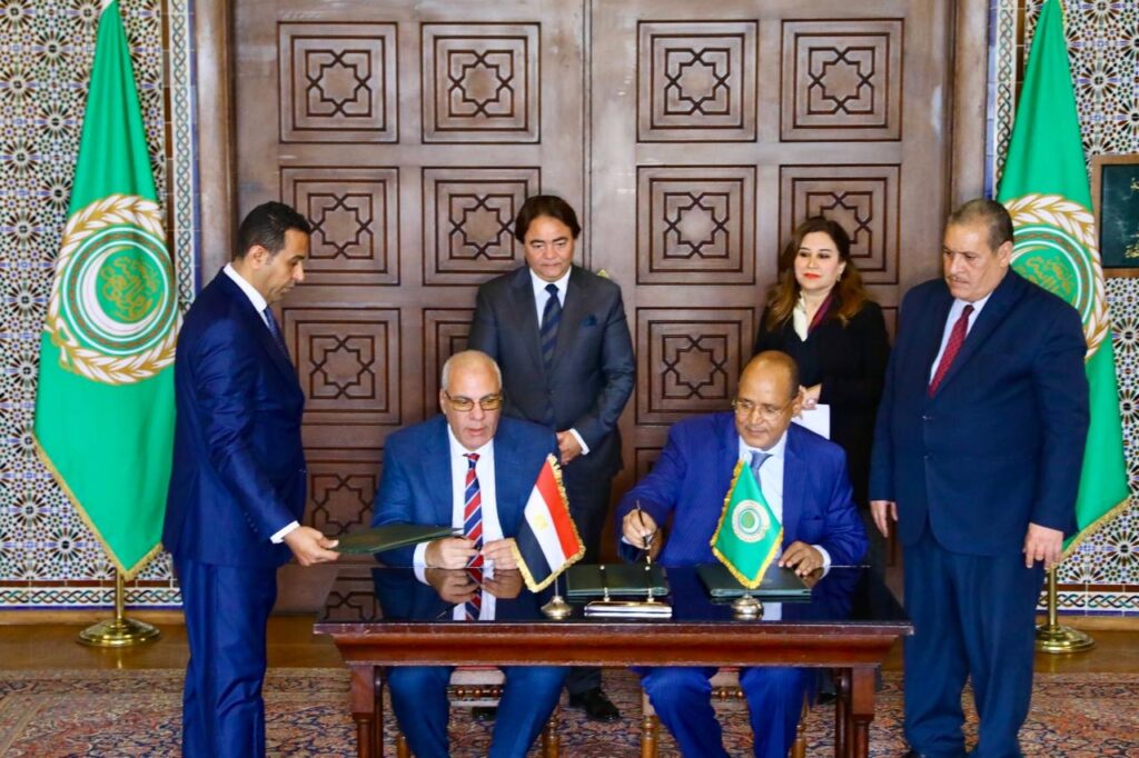 جمهورية مصر العربية توقع على “النظام الأساسي للمركز العربي لدراسات السياسات الاجتماعية والقضاء على الفقر في الدول العربية” جمهورية مصر العربية توقع على “النظام الأساسي للمركز العربي لدراسات السياسات الاجتماعية والقضاء على الفقر في الدول العربية”