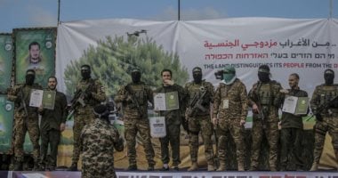 حماس: ادعاء الاحتلال بأن "مراسم التسليم مهينة" باطل وحجة واهية