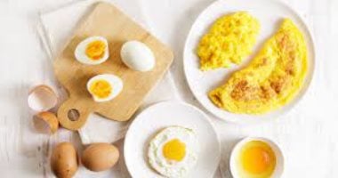 خليه على سحورك.. البيض يمنع الجوع ويعزز تركيزك في الصيام