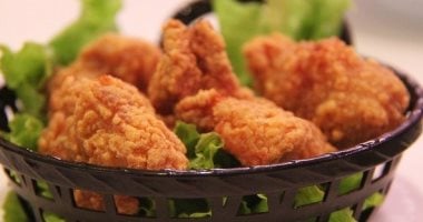 كبار السن احذروا! الأطعمة المقلية قد تضر دماغكم في 72 ساعة فقط