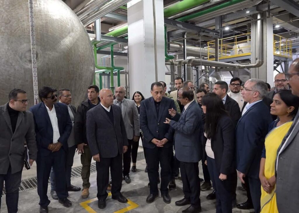 رئيس الوزراء مصطفى مدبولي يفتتح مصنعين تابعين لشركتي إبدوس وفليكس رئيس الوزراء مصطفى مدبولي يفتتح مصنعين تابعين لشركتي إبدوس وفليكس