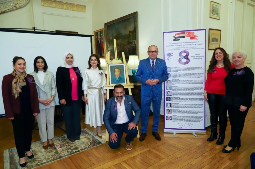 استضافت السفارة التركية بالقاهرة إفطارًا للسيدات بمناسبة الثامن من مارس اليوم العالمي للمرأة. استضافت السفارة التركية بالقاهرة إفطارًا للسيدات بمناسبة الثامن من مارس اليوم العالمي للمرأة.