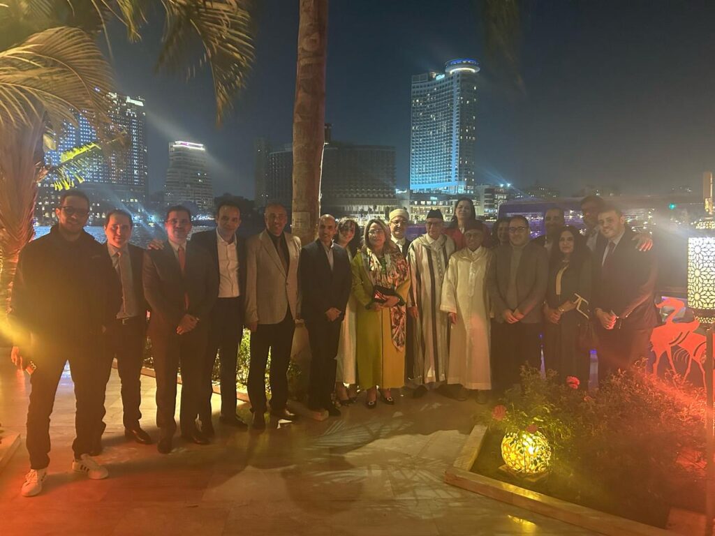 سفير المغرب يقيم افطارا رمضانيا للعائلة الدبلوماسية المغربية بالقاهرة