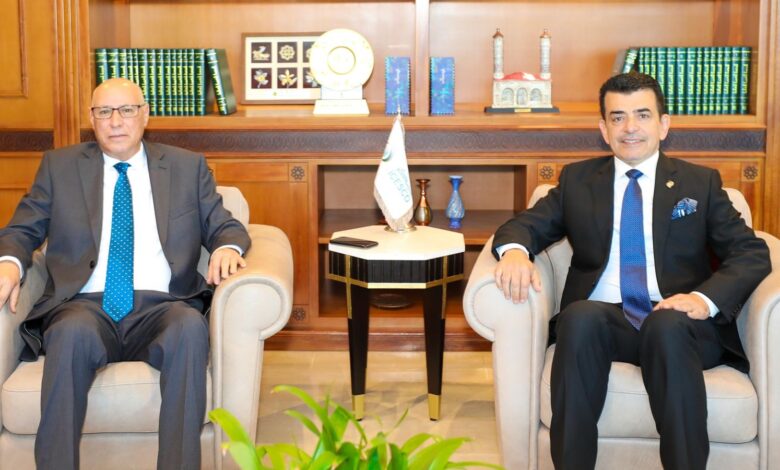 مباحثات بين رئيس قطاع الإعلام والاتصال والمدير العام للإيسيسكو . مباحثات بين رئيس قطاع الإعلام والاتصال والمدير العام للإيسيسكو .