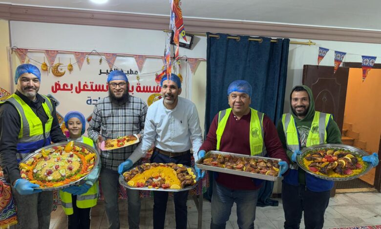 مطبخ الخير لمؤسسة بلاش نستغل بعض بمدينة العاشر من رمضان يتزين فى عيدها القومى ،،،،