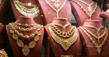 انخفاض 15 جنيهًا لعيار 21.. كيف تغيرت أسعار الذهب اليوم فى مصر