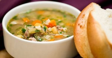 بعد التمر.. فوائد بدء وجبة الإفطار بتناول الشوربة