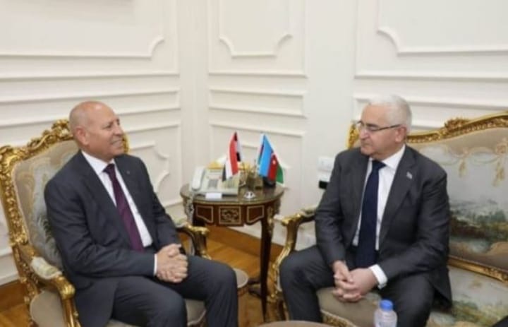 لقاء سفير أذربيجان ومحافظ القاهرة لتعزيز سبل التعاون وتفعيل اتفاقية الصداقة
