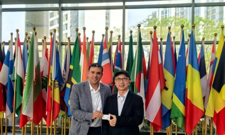 “من طنطا إلى قلب الصين: العالم المصري الذي منحته الصين إقامتها الدائمة مدى الحياة تكريمًا لتفوقه العلمي” “من طنطا إلى قلب الصين: العالم المصري الذي منحته الصين إقامتها الدائمة مدى الحياة تكريمًا لتفوقه العلمي”