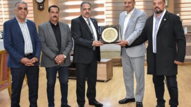 بمدينة بلبيس جهود ذاتية شباب من المجتمع المدنى ينفذون مشروعى صرف صحى ومياه والمحافظ وعضو بمجلس الشعب يدعمونهم