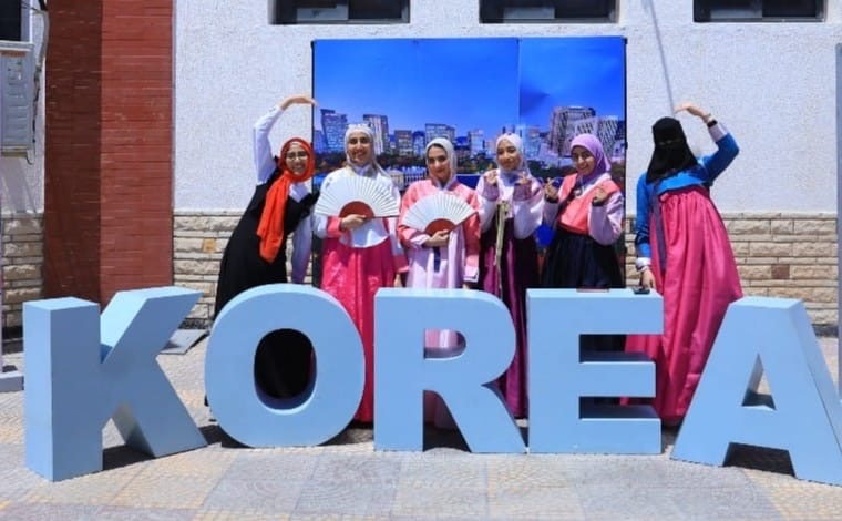 في عيد الوالدين.. قافلة الثقافة الكورية تزور مكتبة مصر العامة ببورسعيد