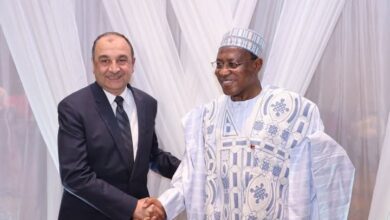 وزير قطاع الأعمال القيادة السياسية حريصة على دعم التنمية في الكاميرون