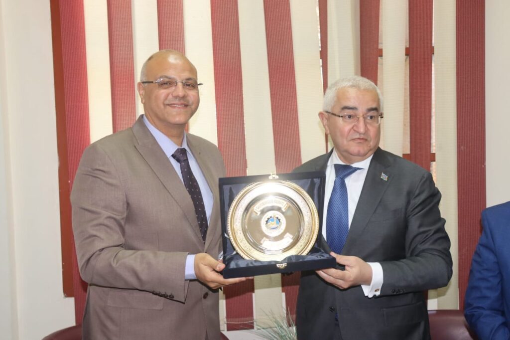 أذربيجان تحتفل بذكرى ميلاد الزعيم المؤسس حيدر علييف