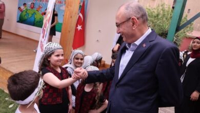 “في عيد الأب.. السفير التركي: تركيا أبٌ لكل يتيم وسندٌ لكل مستضعفء” “في عيد الأب.. السفير التركي: تركيا أبٌ لكل يتيم وسندٌ لكل مستضعفء”