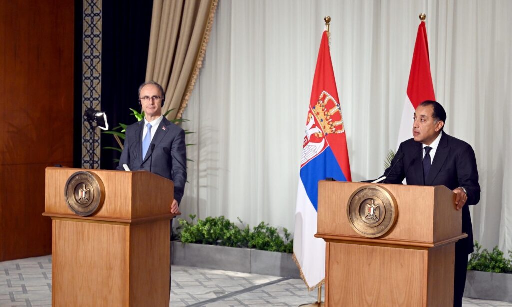 رئيس الاتحاد العام للغرف التجارية المصرية يلقى كلمة بمنتدى الأعمال المصري الصربي