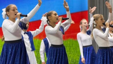 اطفال مصر وروسيا في ورشة فنية