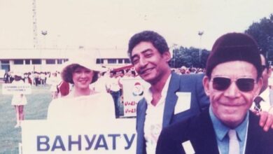 الروسي يحتفل بالذكرى ال 30 للشيخ امام