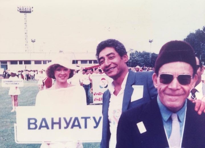 الروسي يحتفل بالذكرى ال 30 للشيخ امام