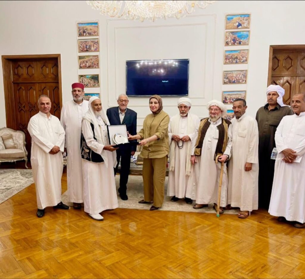 الجالية الليبية بالإسكندرية تُكرّم القنصل العام ياسمينة المسماري تقديرًا لجهودها الاستثنائية