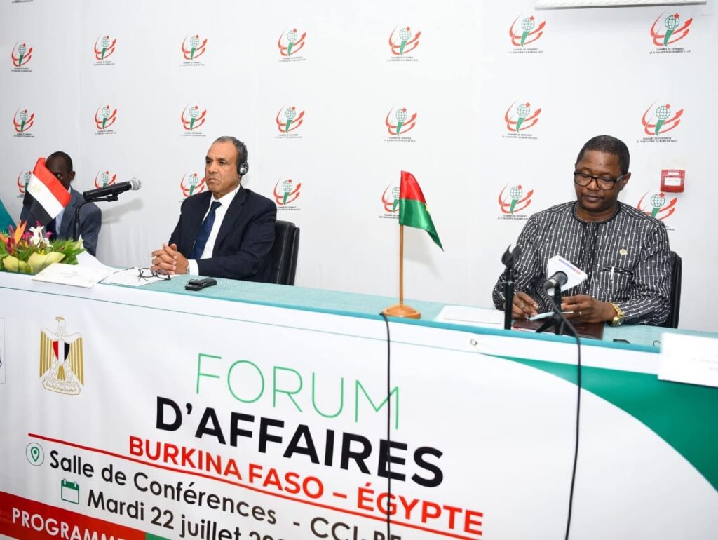 منتدى الأعمال المصري – البوركيني يشهد مشاركة موسعة من ٣٠ من رجال الأعمال ورؤساء وممثلي كبرى الشركات المصرية