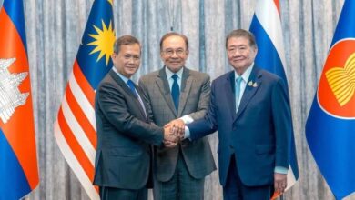 ماليزيا تستضيف اجتماع مشترك لمعالجة الوضع الراهن بين كمبوديا وتايلاند ماليزيا تستضيف اجتماع مشترك لمعالجة الوضع الراهن بين كمبوديا وتايلاند