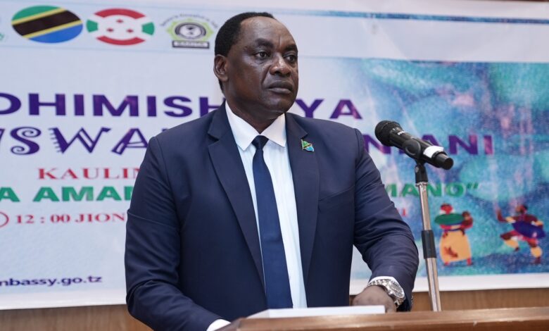 سفير تنزانيا في اليوم العالمي للغة السواحيليه: السواحيليه اداه قويه لتعزيز الوحدة والسلام سفير تنزانيا في اليوم العالمي للغة السواحيليه: السواحيليه اداه قويه لتعزيز الوحدة والسلام