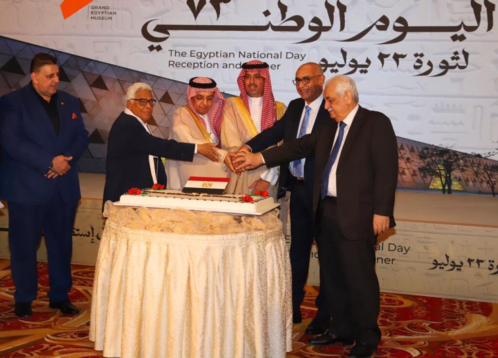 في الاحتفال باليوم الوطني المصري في جدة.. حضور رسمي وشعبي سعودي كبير في الاحتفال باليوم الوطني المصري في جدة.. حضور رسمي وشعبي سعودي كبير