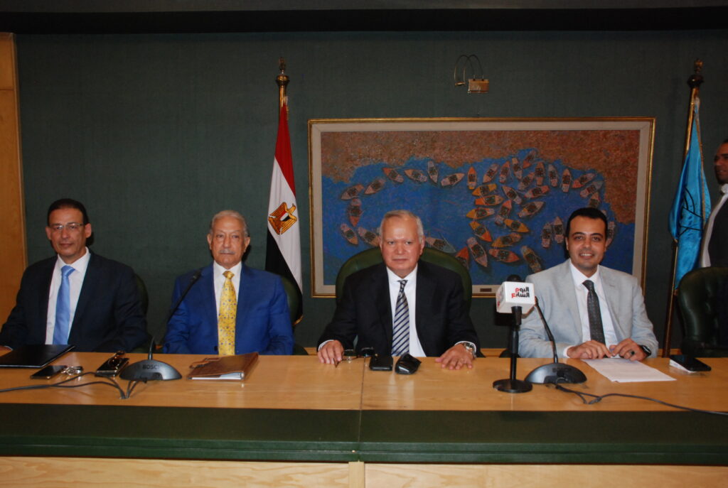 السفير محمد العرابى،،، الأزمات في الشرق الأوسط أصبحت طويلة الأمد ومعرضة لعدم الحل السفير محمد العرابى،،، الأزمات في الشرق الأوسط أصبحت طويلة الأمد ومعرضة لعدم الحل