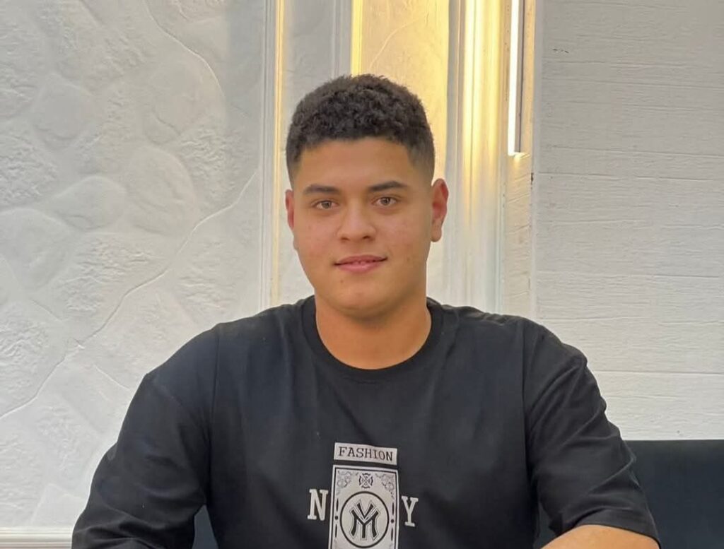 موقع السفير الإخبارى يهنئ عماد ربيع رئيس نقابة العاملين بمؤسسة الاهرام لتفوق نجله يوسف  بالثانوية العامة