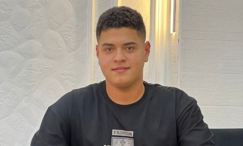 موقع السفير الإخبارى يهنئ عماد ربيع رئيس نقابة العاملين بمؤسسة الاهرام لتفوق نجله يوسف بالثانوية العامة